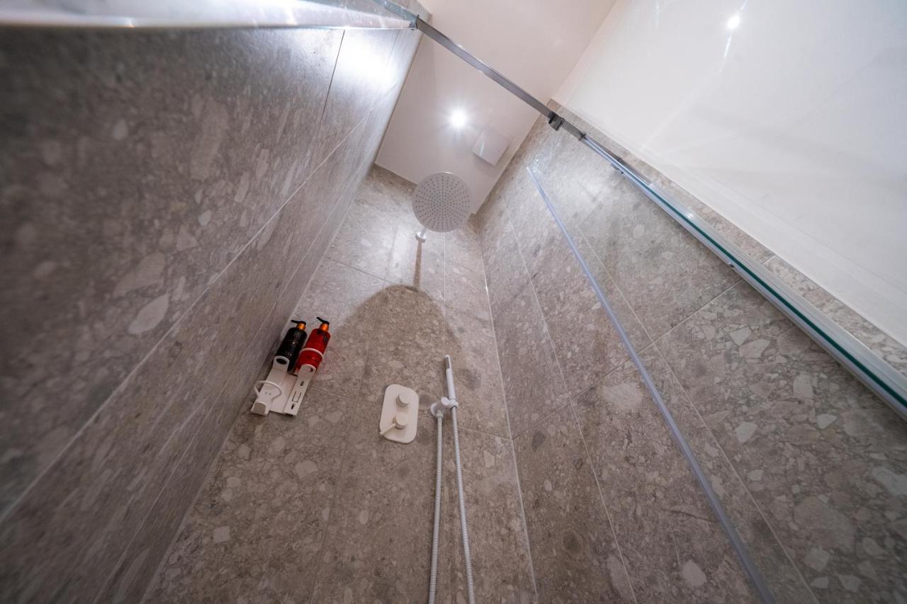 Coente Apartments Kiraly 28 Budapest Bagian luar foto